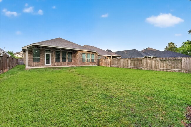 Building Photo - 134 S Bearkat Ct