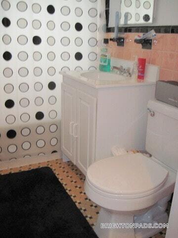 Building Photo - 71 Kilsyth Rd