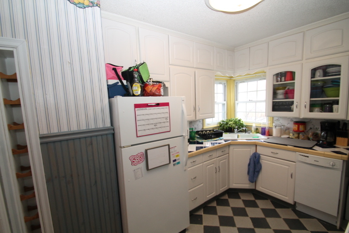 More kitchen space - 215 W 12th St