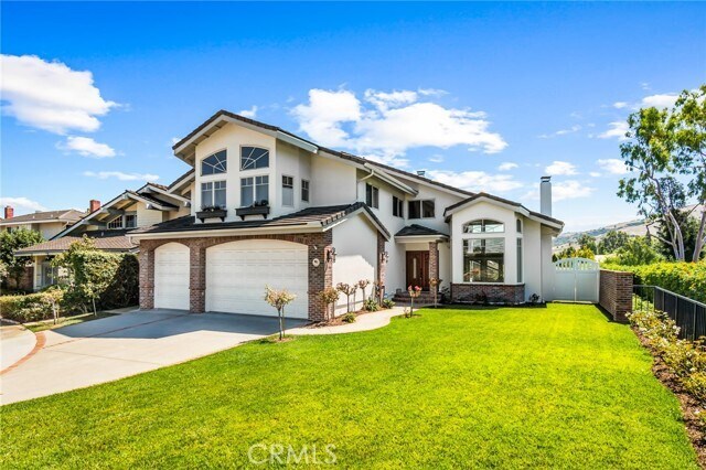 Building Photo - 2 Cedar Ridge