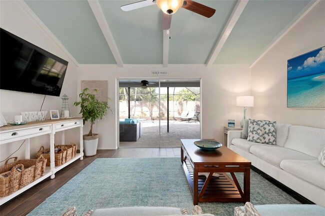 Building Photo - 6552 Waterford Cir