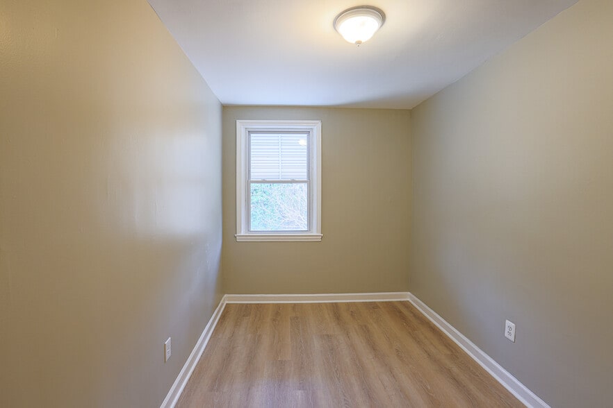 Building Photo - 2454 Terra Firma Rd