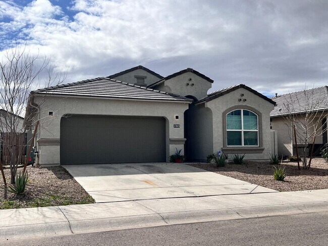 Building Photo - 37805 W San Alvarez Ave