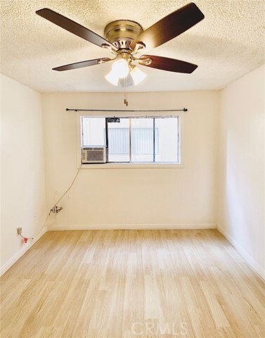 Building Photo - 3265 Santa Fe Ave