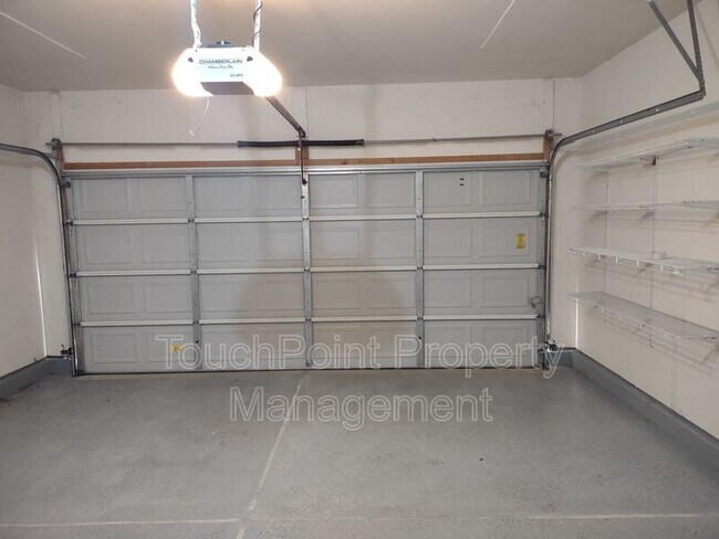 Building Photo - 2026 Durand Rd