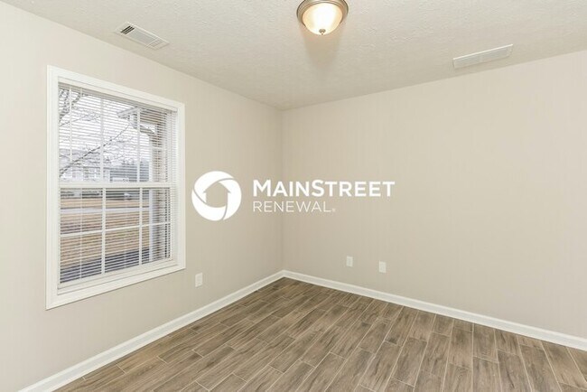 Building Photo - 3 Bedroom Pet-Friendly Home in COVINGTON, GA with Main Street Renewal