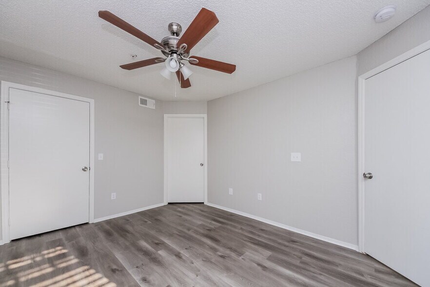 Building Photo - 2217 Grand Cayman Ct