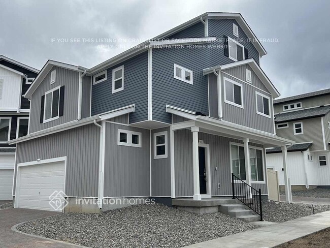 Building Photo - 9377 Twin Sisters Dr