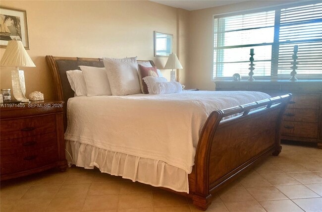 Building Photo - 177 Ocean Ln Dr