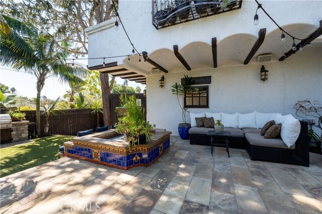 Building Photo - 1481 Santa Cruz St