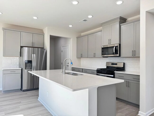 Building Photo - 4 Bedroom Single Family for Rent