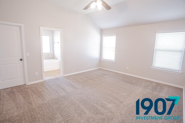 Building Photo - 6833 NW 157th St