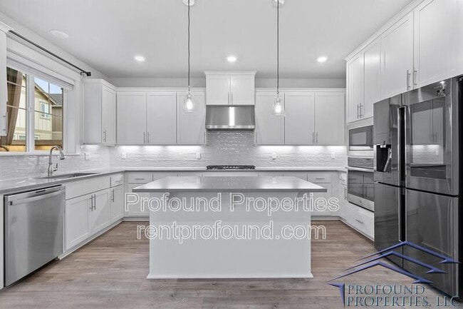 Building Photo - 17323 SW Kite Ln