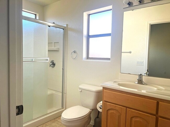 Building Photo - 4539 Redwood St