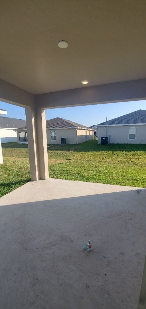 Building Photo - Beautiful 4/2 in Villamar **MOVE-IN SPECIA...