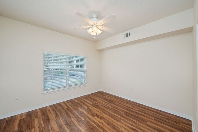 Building Photo - 1501 Partin Dr N