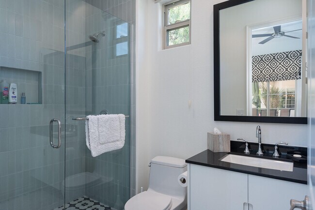 Building Photo - 1615 Savvy Ct