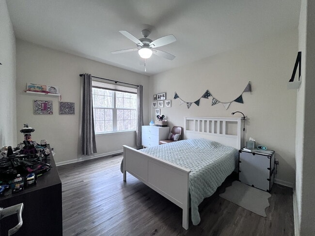 Building Photo - !Coming soon!  Greentree Commons