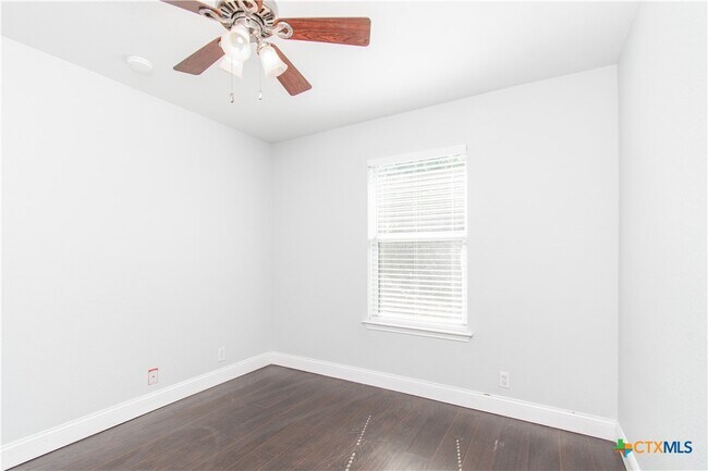 Building Photo - 283 Cordero Dr