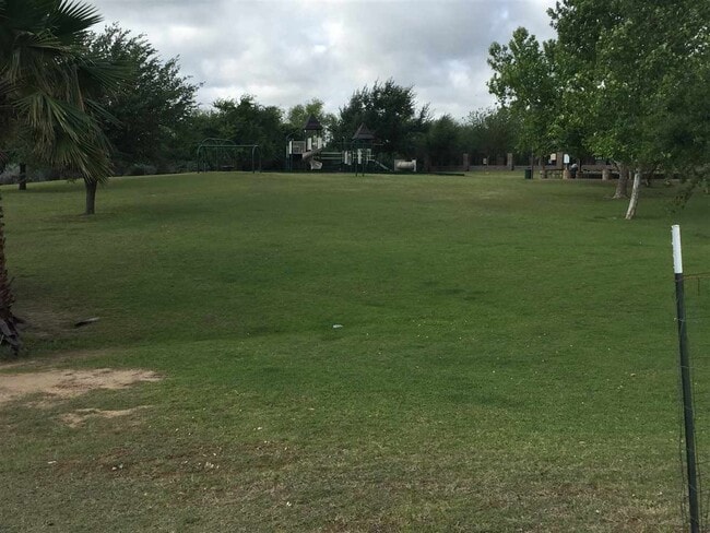 Building Photo - 608 Waxwing Cedar Drive