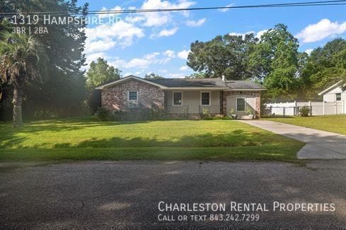 Primary Photo - 1319 Hampshire Rd