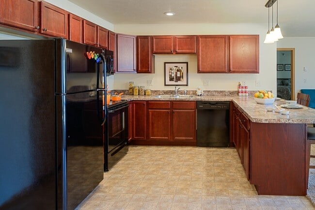 Primary Photo - Beautiful 2 Bedroom, 2 Bathroom at Country View Apartments