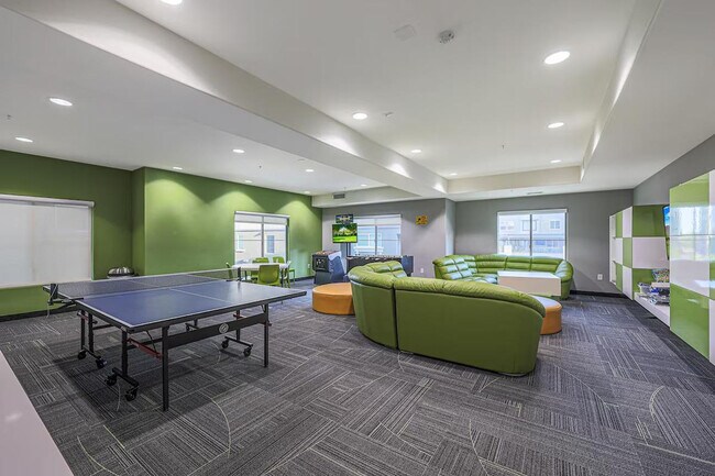 Building Photo - 5450 E Deer Valley Dr