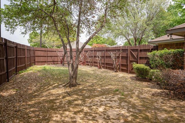 Building Photo - 755 Burr Oak Dr