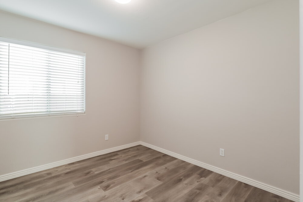 Building Photo - 7625 S Athel Tree Dr