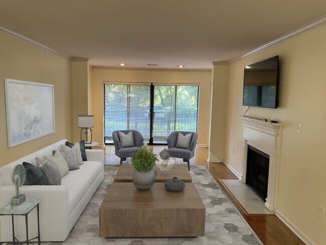 Building Photo - 3115 Pine Heights Dr NE