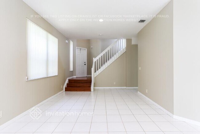 Building Photo - 10642 NW 1st Ct