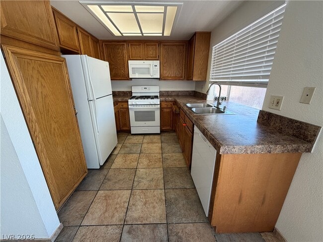 Building Photo - 9509 Swan Bay Dr