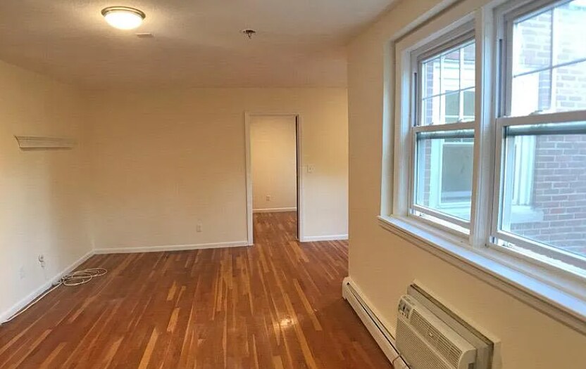 Building Photo - 1999 Commonwealth Ave