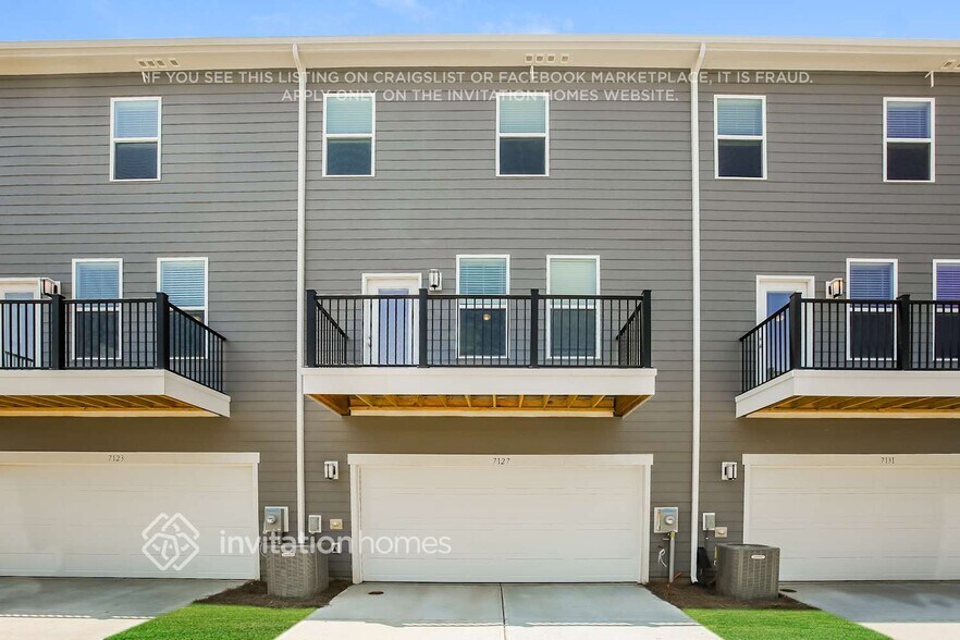 Building Photo - 7127 Durinck Dr