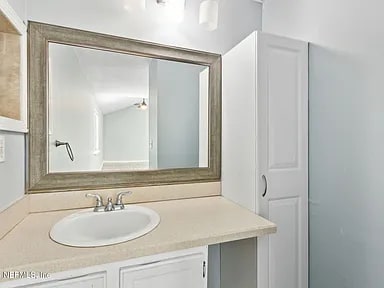 Master sink - 10388 Arrow Bluff Ct