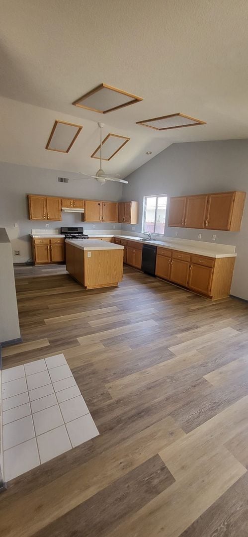Building Photo - Single Story Ranch Style 3 Bedroom/2 Bath ...