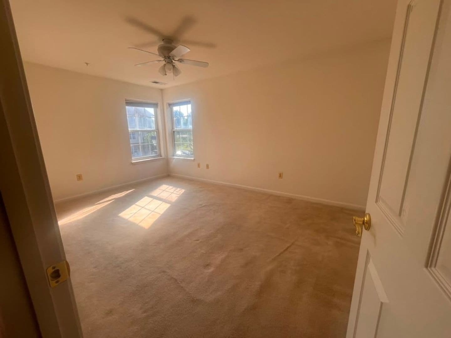 Building Photo - 6502 Home Water Ct
