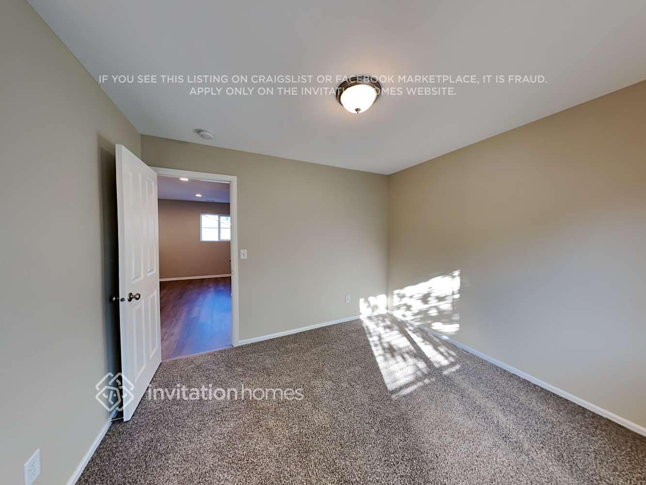 Building Photo - 12905 81 Ave Ct E