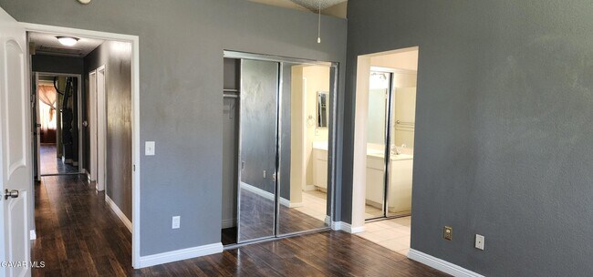 Building Photo - 2608 Starbrite Ave