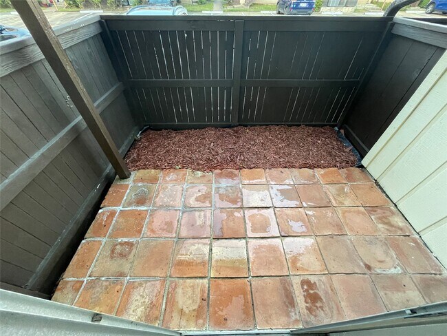 Building Photo - 1500 Bay Area Blvd