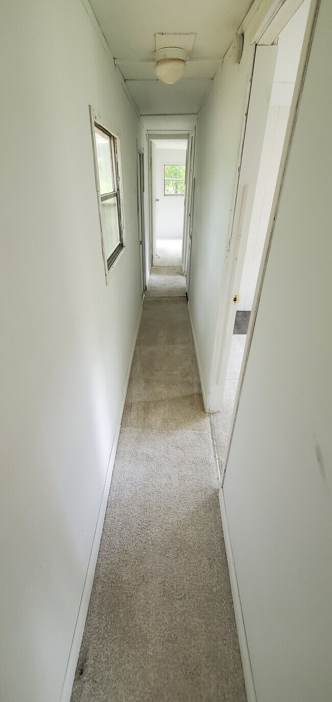 Building Photo - Liberty Church MHC