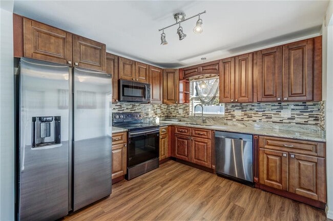 Building Photo - 5244 35th Terrace N