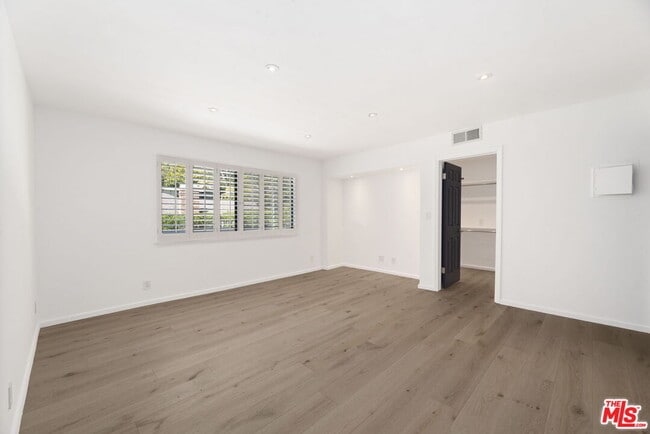 Building Photo - 2937 Deep Canyon Dr