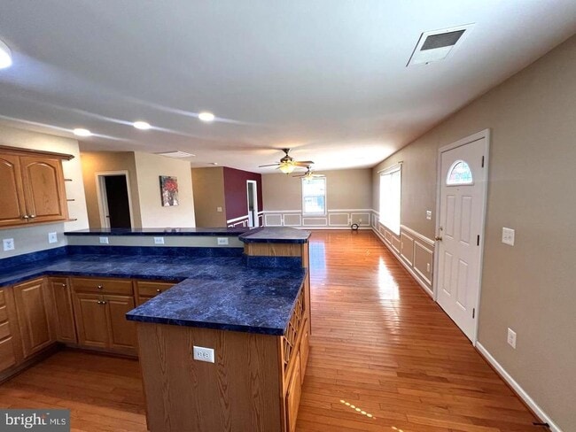Building Photo - 42802 Higgs Ln