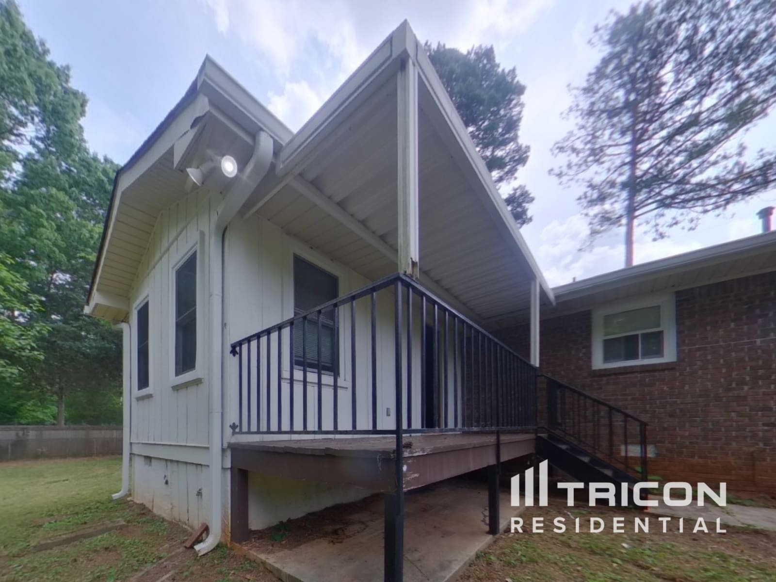 Building Photo - 5535 Crestland Ct