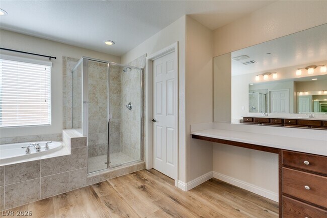 Building Photo - 2884 Green Falls Ave