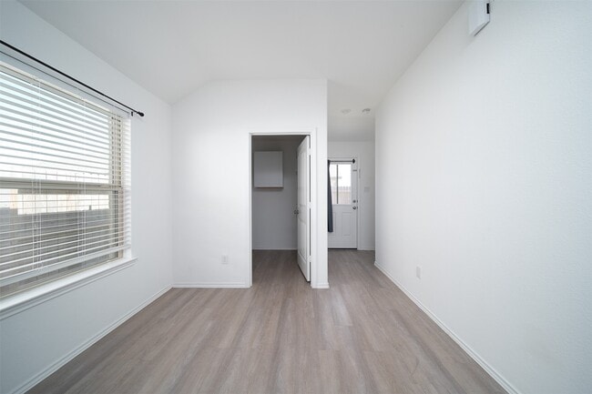 Building Photo - 18450 White Stallion Ln