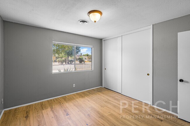Building Photo - 41344 Mayberry Ave