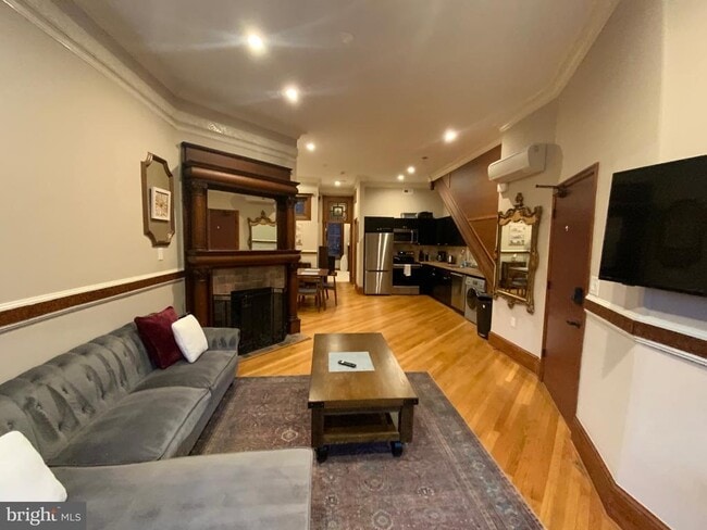 Building Photo - 1837 16th St NW