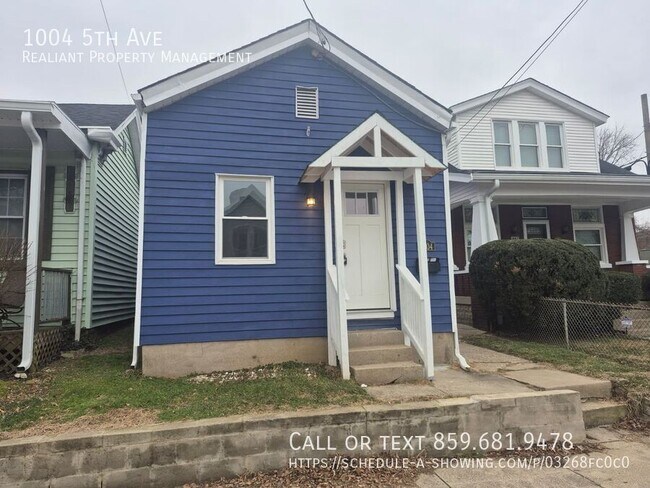 Building Photo - 1004 5th Ave